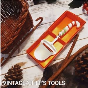 Vintage 70s Pottery Christmas Spoon Cheese Plane